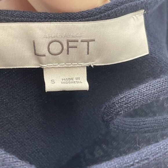 LOFT Bell Sleeve Knit Top Navy Blue V Neck Scooped Back Classic Womens Size S - Picture 5 of 6